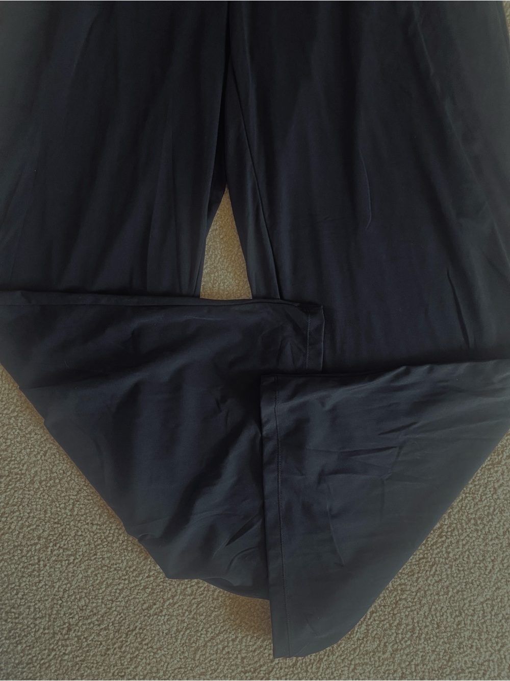 LARGE. HALARA SOFTLY ZERO HALTER COOL TOUCH EASY PEEZY JUMPSUIT - Picture 8 of 12